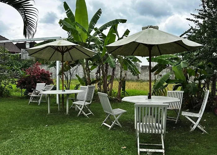 Lotus 8 Hotel Canggu