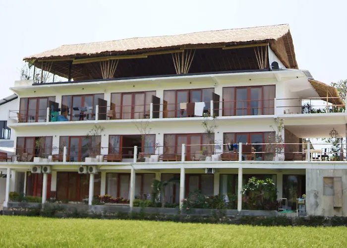 Lotus 8 Hotel Canggu