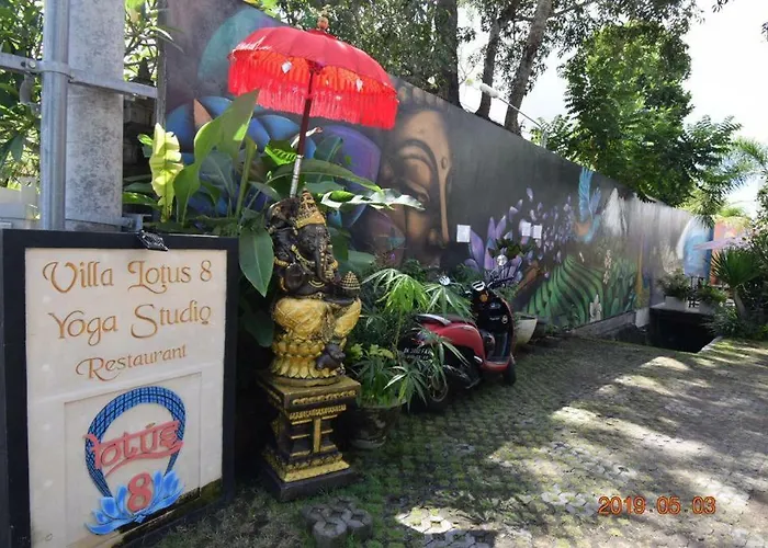 Hotel Lotus 8 4*